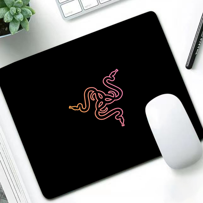 Razer Luxury Mouse Pad Anime G - Gaming Accessories For Gaming Laptop recension och pris